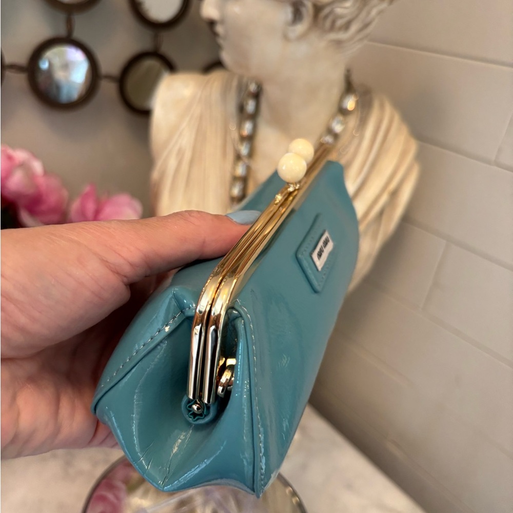 NIB Miu Miu Parfum Tiffany Blue Patent Leather Pouchette Clutch GWP w Strap - Picture 3 of 16